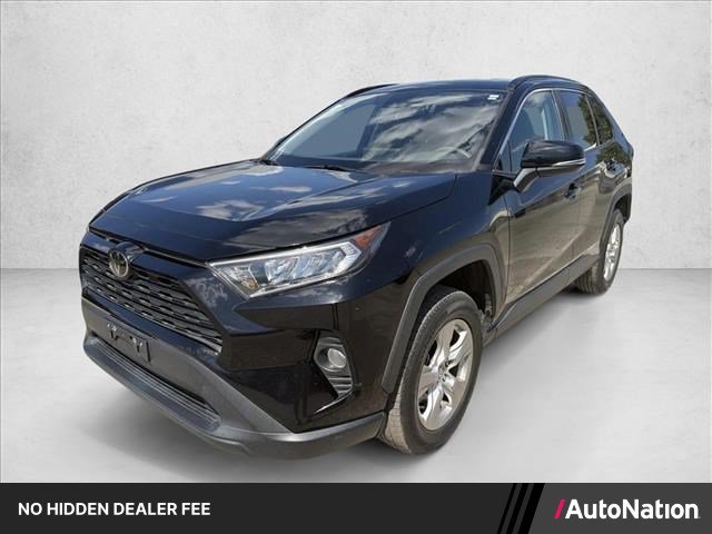 Used 2021 Toyota RAV4 XLE FWD image 1