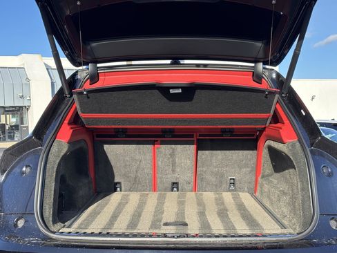 Used 2022 Bentley Bentayga AWD/4WD image 15