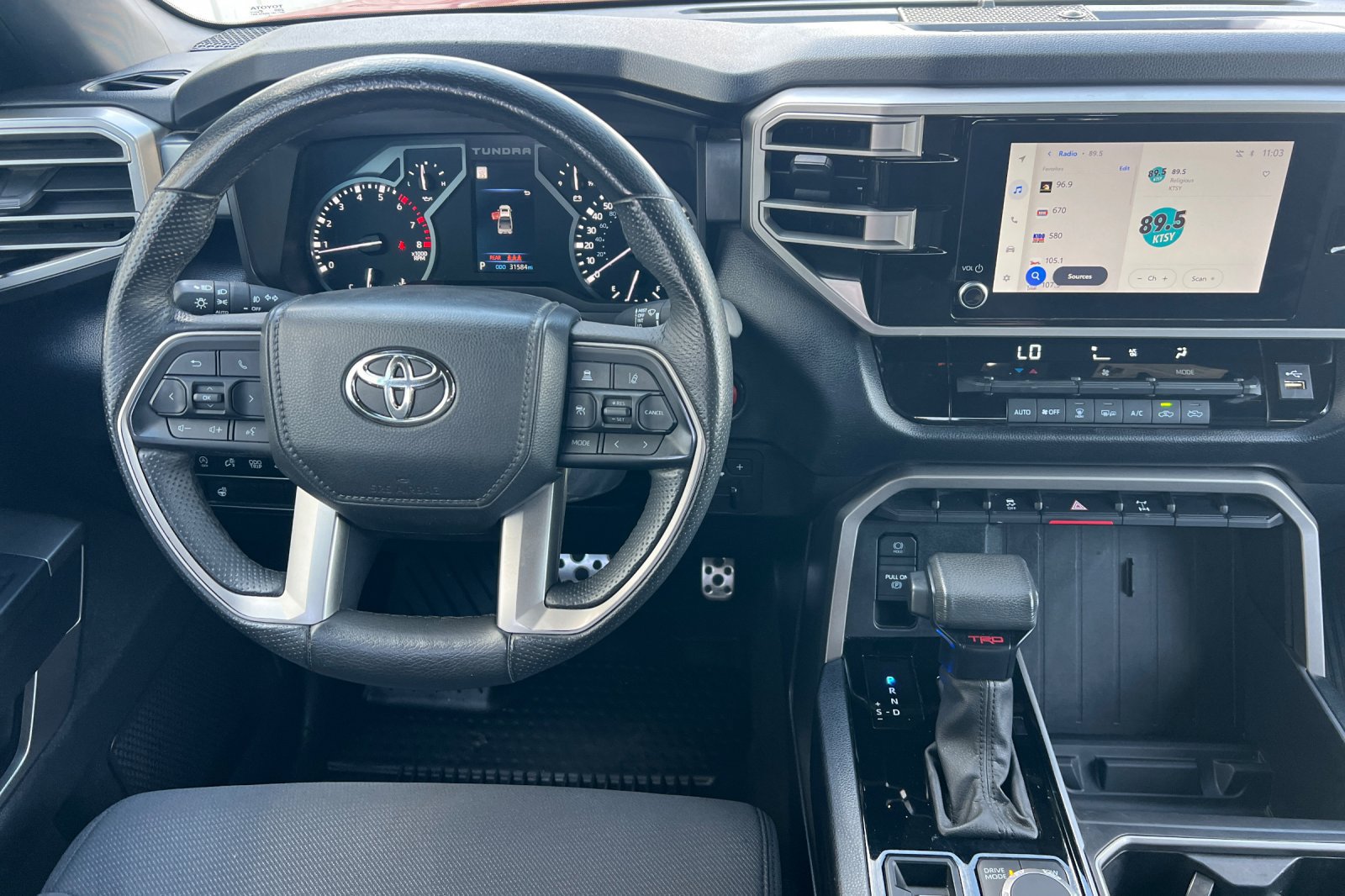 Used 2025 Toyota Tundra SR5 w/ TRD Off-Road Package AWD/4WD image 15