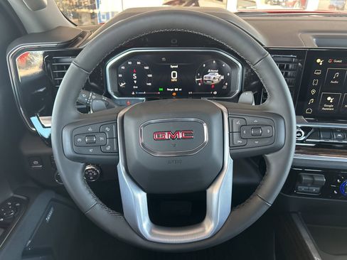 New 2026 GMC Sierra 1500 Elevation w/ Preferred Package AWD/4WD image 19
