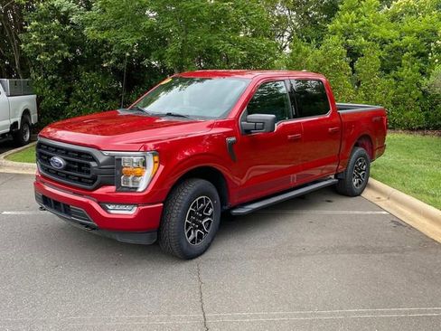 Used 2022 Ford F150 XLT w/ Equipment Group 302A High AWD/4WD image 3