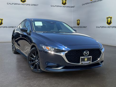 Used 2024 MAZDA MAZDA3 s FWD image 3