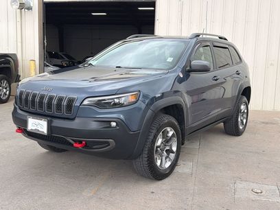 Used 2019 Jeep Cherokee Trailhawk w/ Cold Weather Group