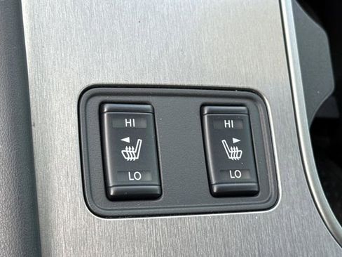 Certified 2024 Nissan Murano SV FWD image 33