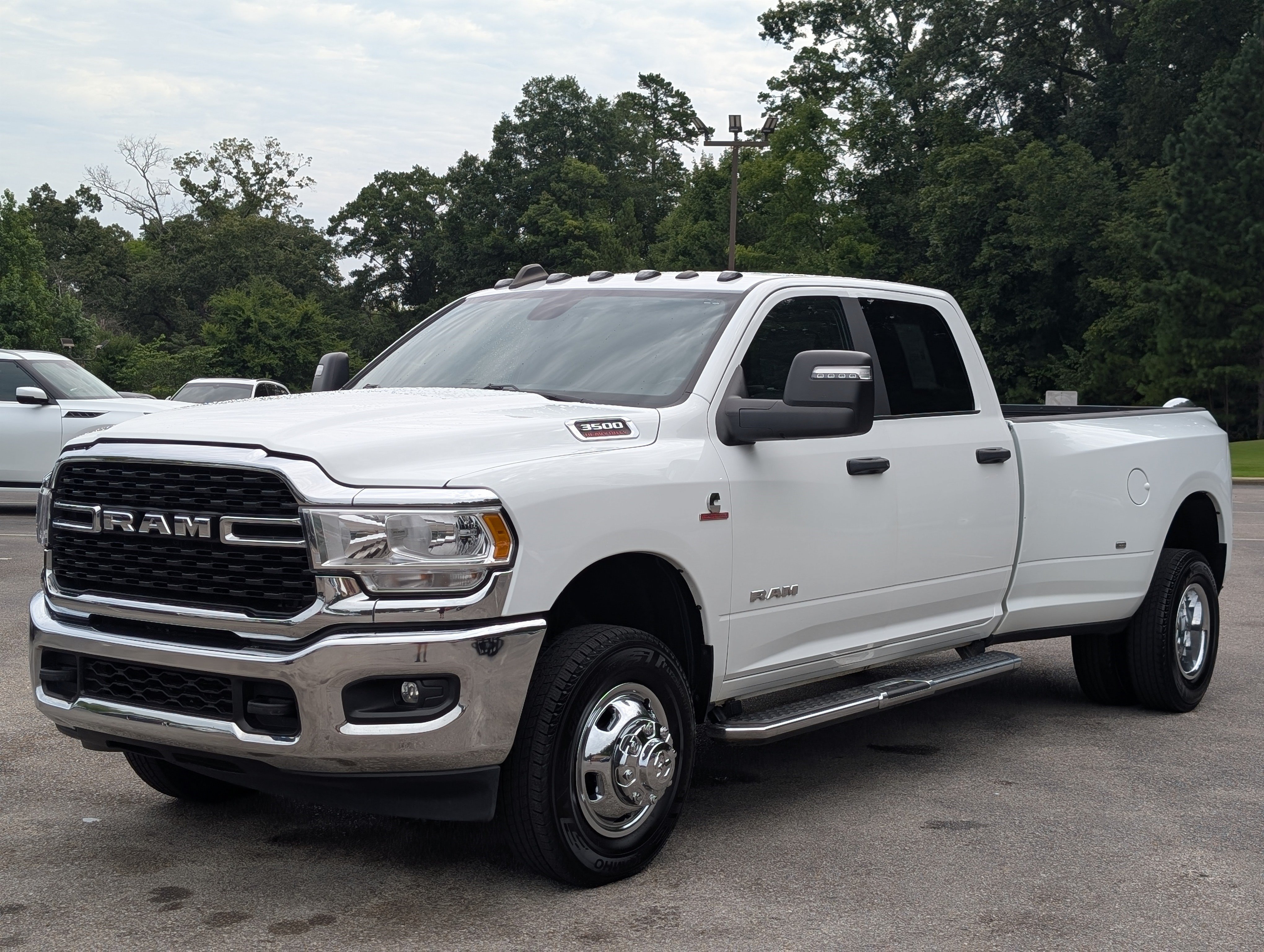 Used 2024 RAM 3500 Big Horn AWD/4WD image 5