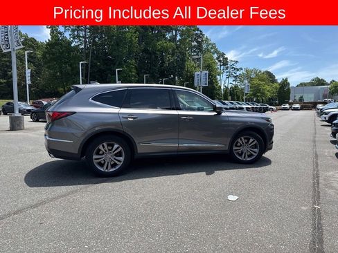 Used 2022 Acura MDX SH-AWD image 2