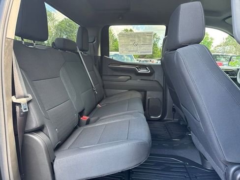 New 2026 GMC Sierra 1500 SLE AWD/4WD image 13