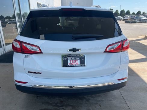 Used 2021 Chevrolet Equinox Premier w/ Redline Edition image 26