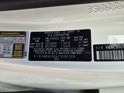 New 2026 Kia Carnival EX FWD image 23