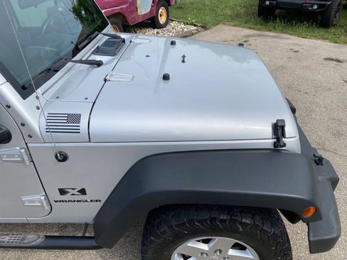 Used 2009 Jeep Wrangler X AWD/4WD image 48