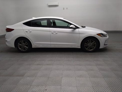 Used 2017 Hyundai Elantra SE w/ SE A/T Tech Package 03 FWD image 11