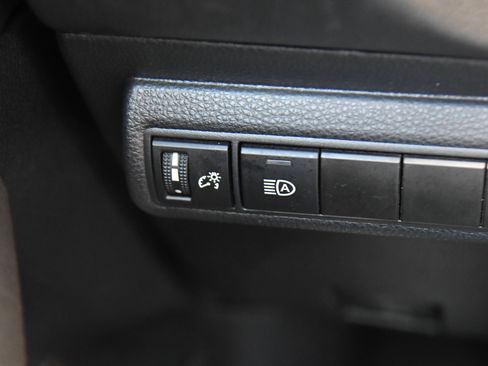 Used 2024 Toyota Corolla LE FWD image 30