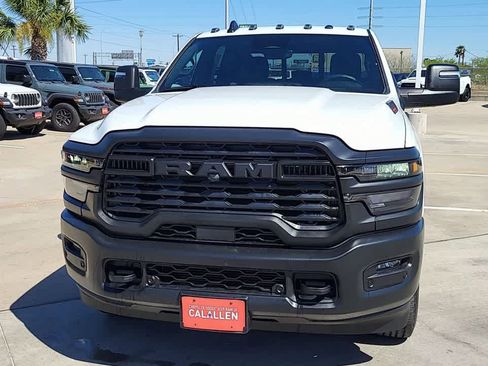 New 2026 RAM 2500 Tradesman AWD/4WD image 3