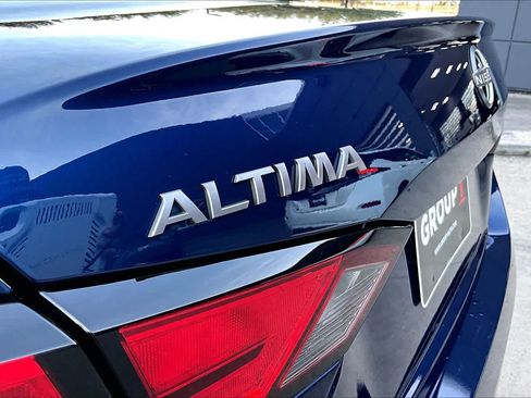 Certified 2024 Nissan Altima 2.5 S FWD image 31
