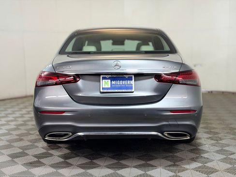 Used 2022 Mercedes-Benz E 350 4MATIC Sedan image 5