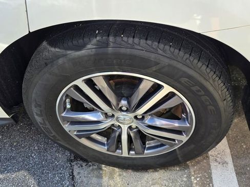 Used 2018 INFINITI QX60 FWD w/ Premium Plus Package image 15