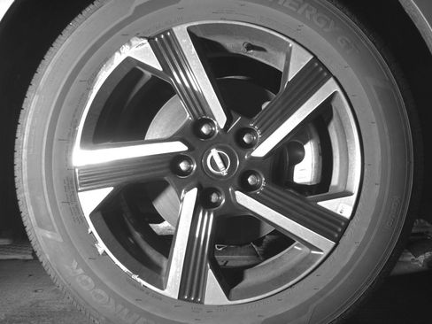 Used 2025 Nissan Sentra SV image 13