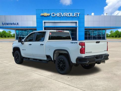Used 2026 Chevrolet Silverado 2500 Custom w/ Custom Value Package AWD/4WD image 3