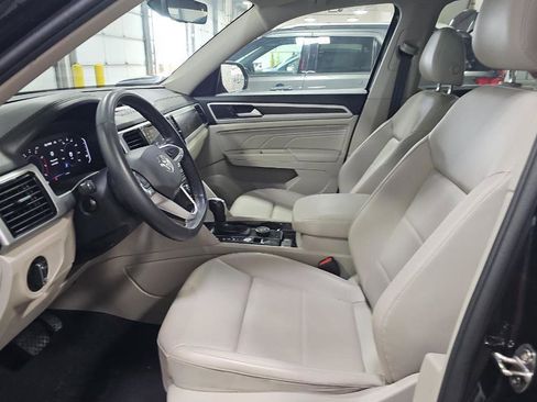 Used 2022 Volkswagen Atlas SE image 11