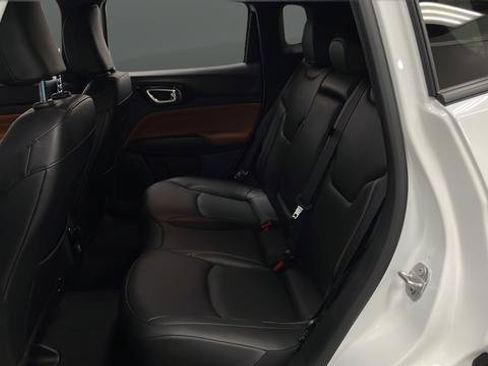 Used 2025 Jeep Compass Limited AWD/4WD image 22