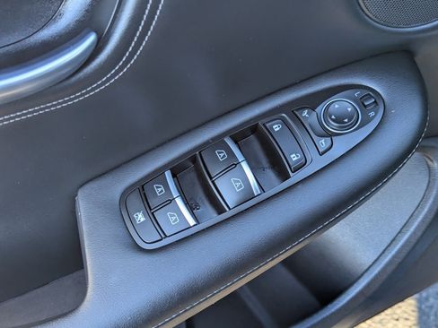 Certified 2025 INFINITI QX55 Luxe w/ Accent Package image 29