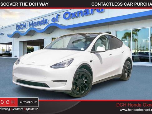 Used 2021 Tesla Model Y Long Range AWD/4WD image 1