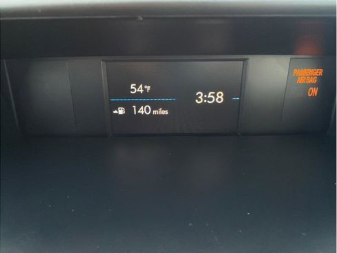 Used 2015 Subaru Forester 2.5i Premium image 19