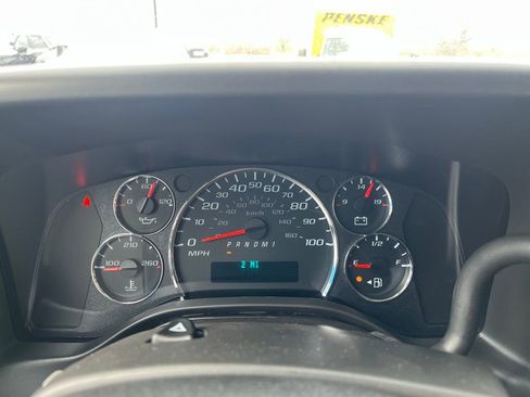 New 2025 Chevrolet Express 2500 w/ Driver Convenience Package RWD image 13