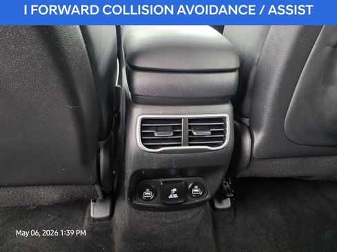 Certified 2022 Hyundai Santa Fe Limited FWD image 19