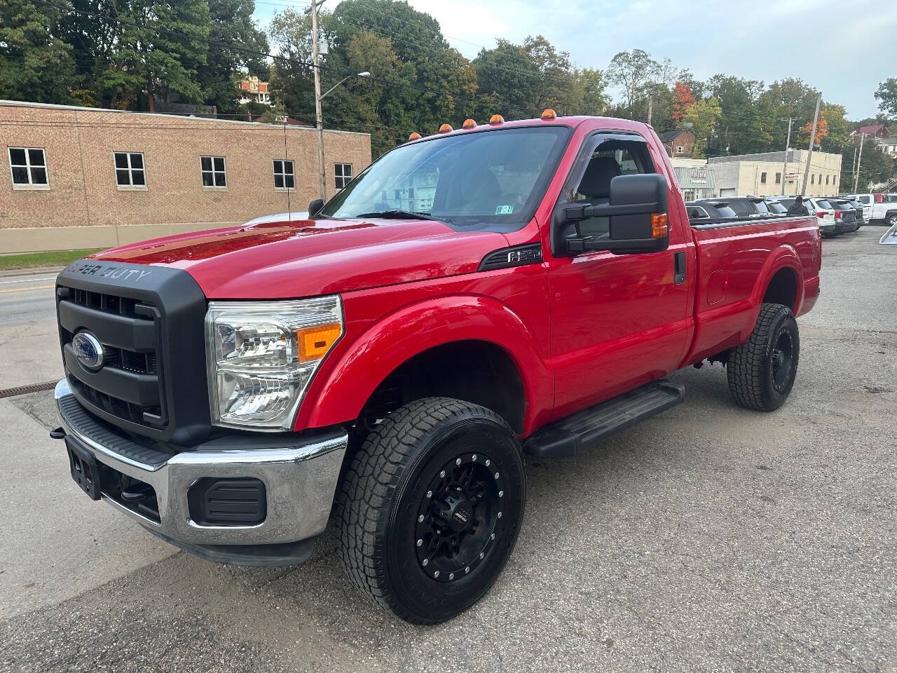 Used 2014 Ford F250 XL w/ Power Equipment Group AWD/4WD image 3