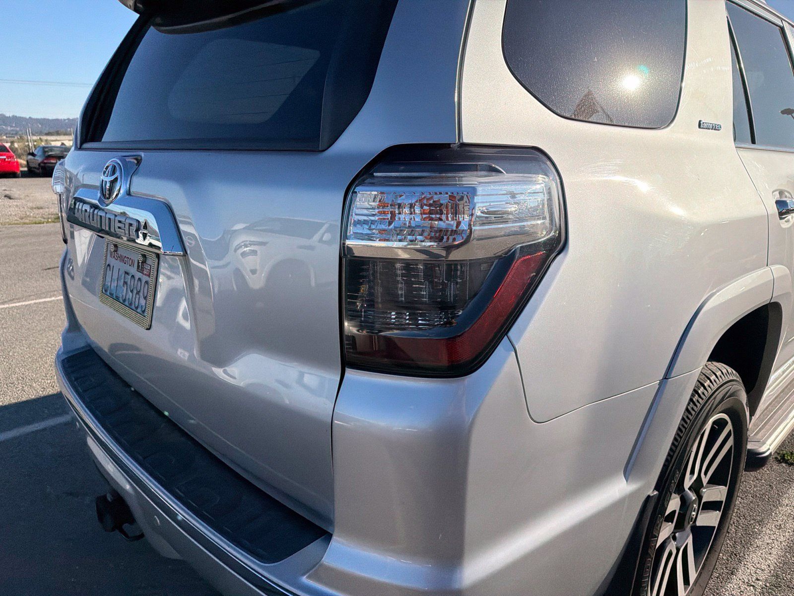 Used 2019 Toyota 4Runner Limited AWD/4WD image 6