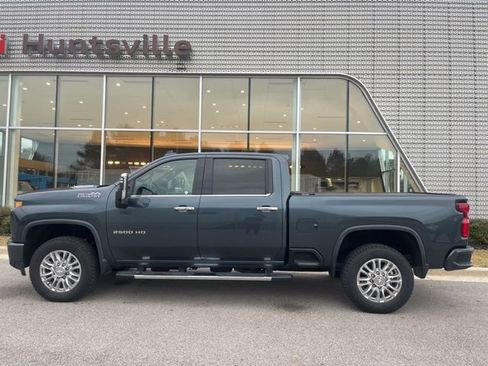 Used 2020 Chevrolet Silverado 2500 High Country w/ Z71 Off-Road Package image 8