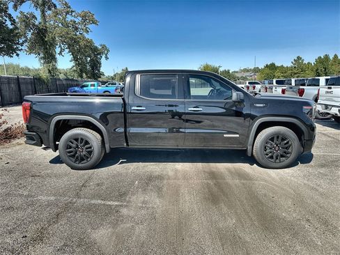 New 2026 GMC Sierra 1500 Elevation image 10