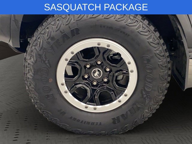 Used 2023 Ford Bronco Badlands w/ Sasquatch Package AWD/4WD image 15