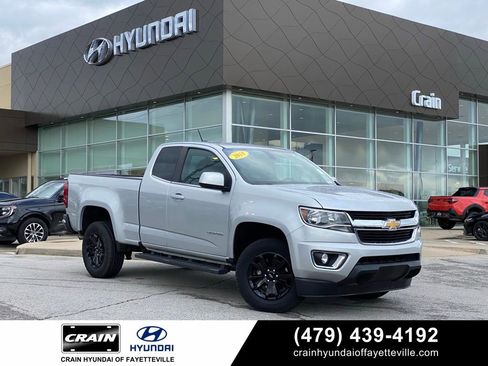 Used 2018 Chevrolet Colorado LT w/ LT Convenience Package image 1