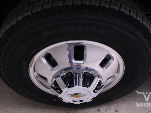 New 2026 Chevrolet Silverado 3500 High Country w/ Technology Package image 32