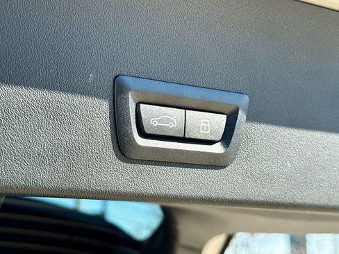 Used 2025 BMW X3 M50 w/ Premium Package image 34