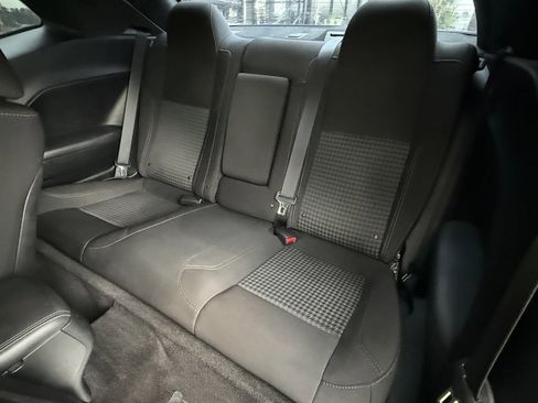 Used 2018 Dodge Challenger SXT RWD image 11