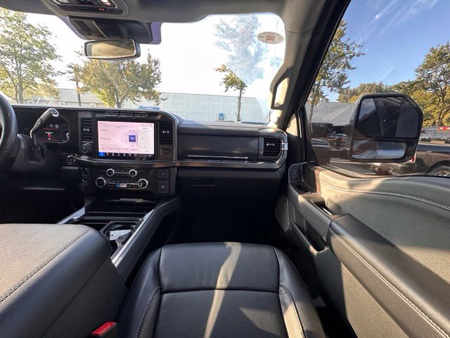Used 2024 Ford F350 Lariat w/ Lariat Ultimate Package AWD/4WD image 27