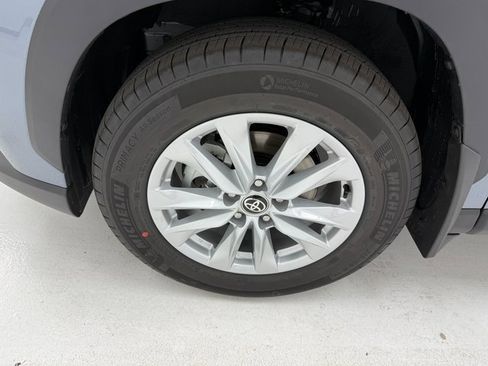 New 2026 Toyota Corolla Cross LE w/ Moonroof Package image 7