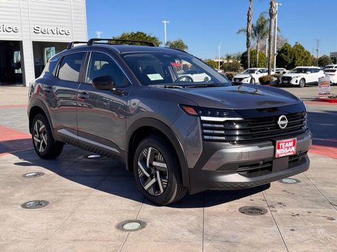 New 2026 Nissan Kicks SV image 2