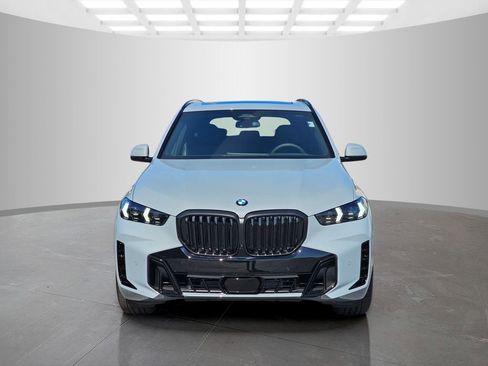 New 2026 BMW X5 sDrive40i RWD image 2