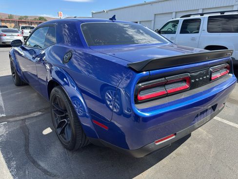 Used 2022 Dodge Challenger R/T Scat Pack RWD image 4