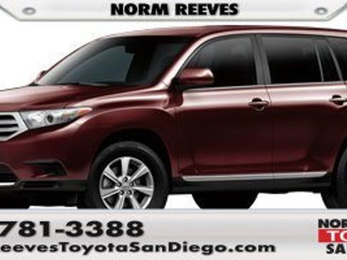 Used 2012 Toyota Highlander FWD image 1