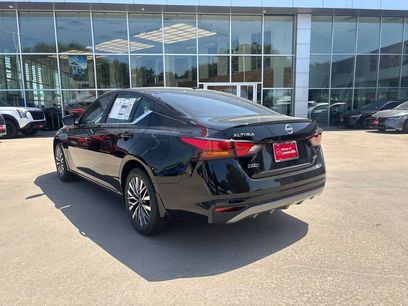 New 2026 Nissan Altima 2.5 SV