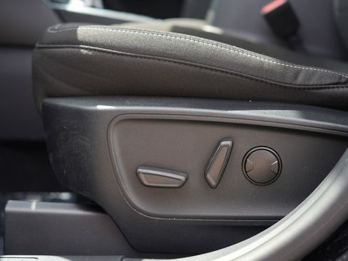 Used 2024 Ford Escape Active AWD/4WD image 17