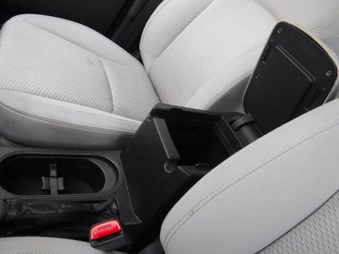 Used 2017 Subaru Forester 2.5i w/ Alloy Wheel Package image 17