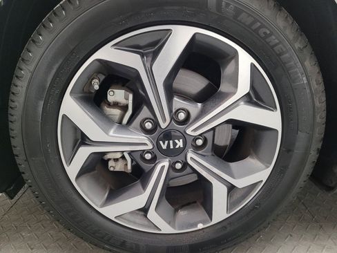 Used 2020 Kia Forte LXS FWD image 31