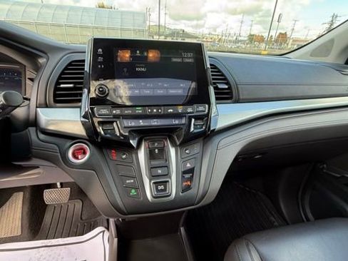 Used 2018 Honda Odyssey EX-L image 30