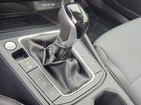 New 2026 Volkswagen Jetta SE image 19